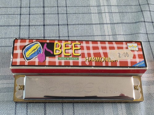 Vintage bee brand harmonica - bee, 16