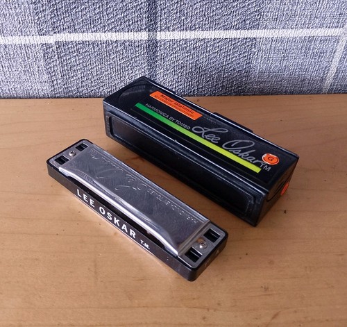 Lee oskar harmonica - oskar, by