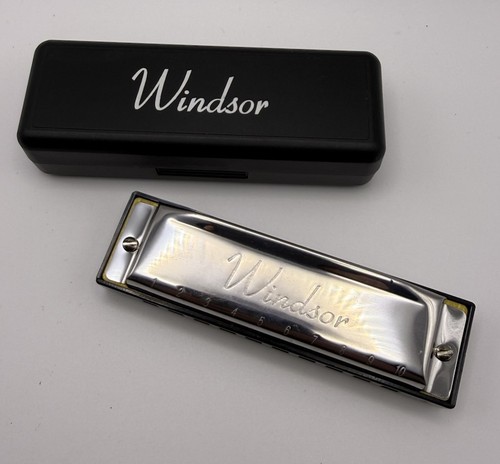 Windsor hole diatonic - hole,